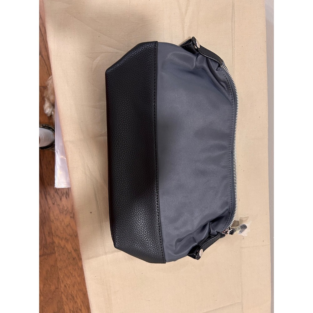Brouk & Co. Two-Tone Nylon and Vegan Leather Toiletry Bag Grey Black